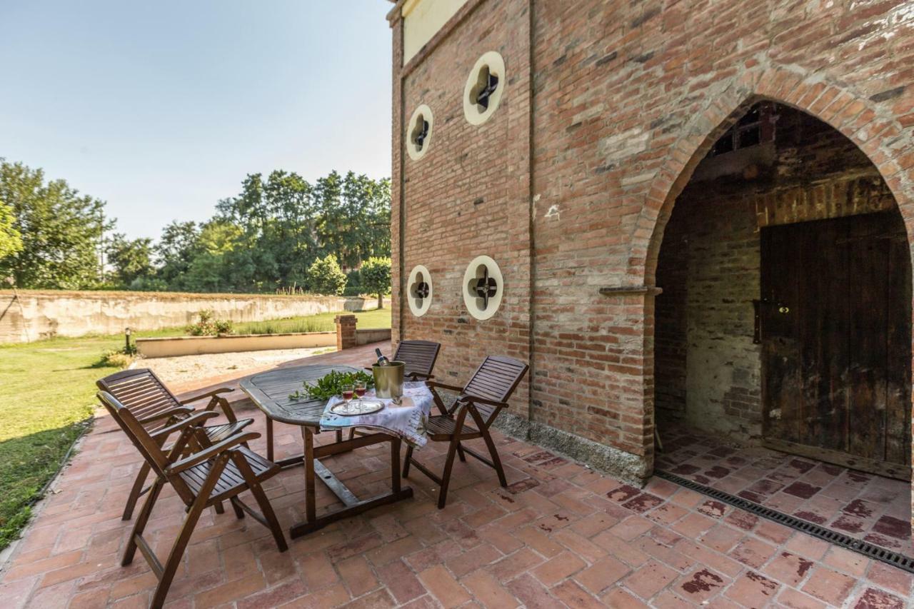 Borgo Sartoni Case Vacanze Appartamenti In Affitto Болонья Екстер'єр фото